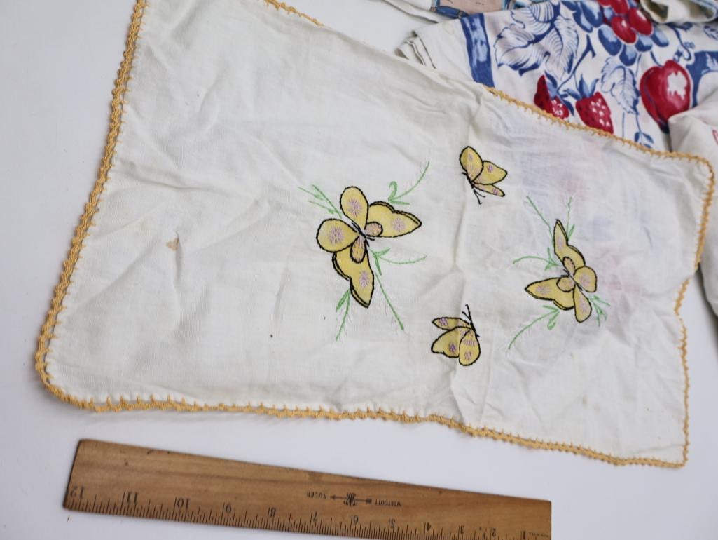 Collection of Vintage Doilies and Embroideries - 11