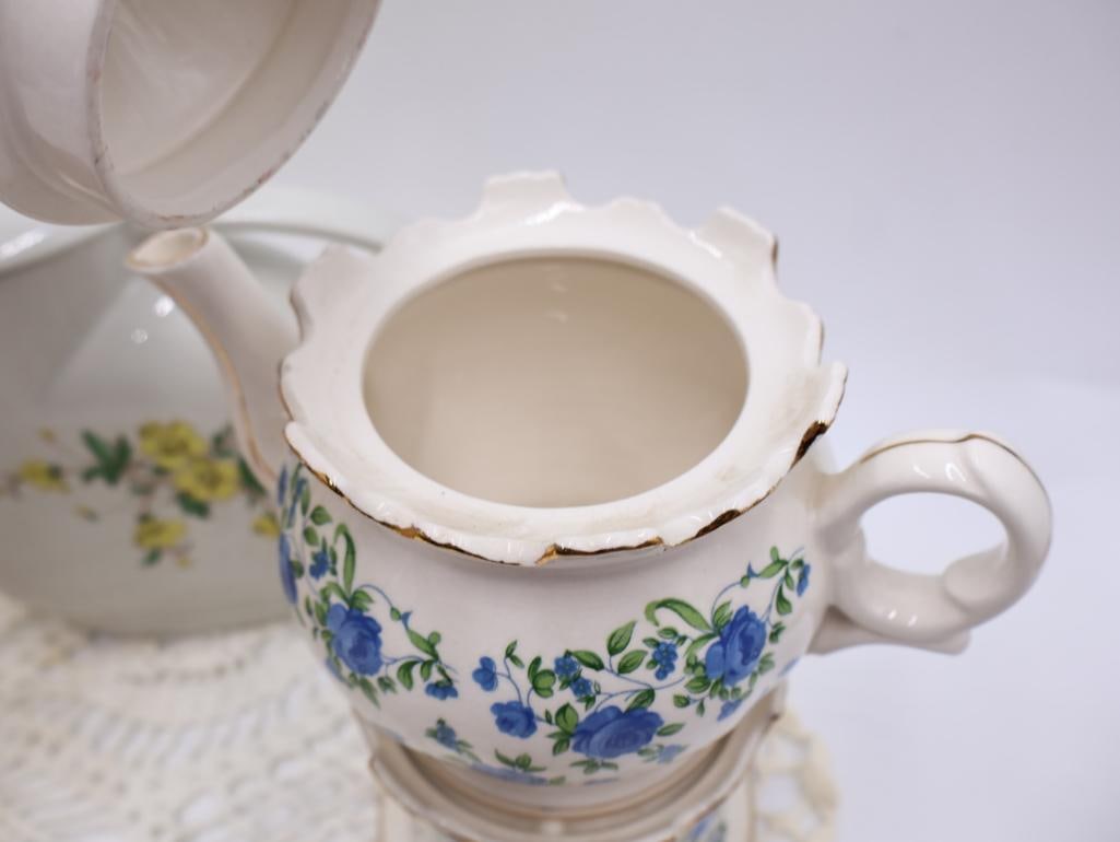 Various Teapots and Linens - 12