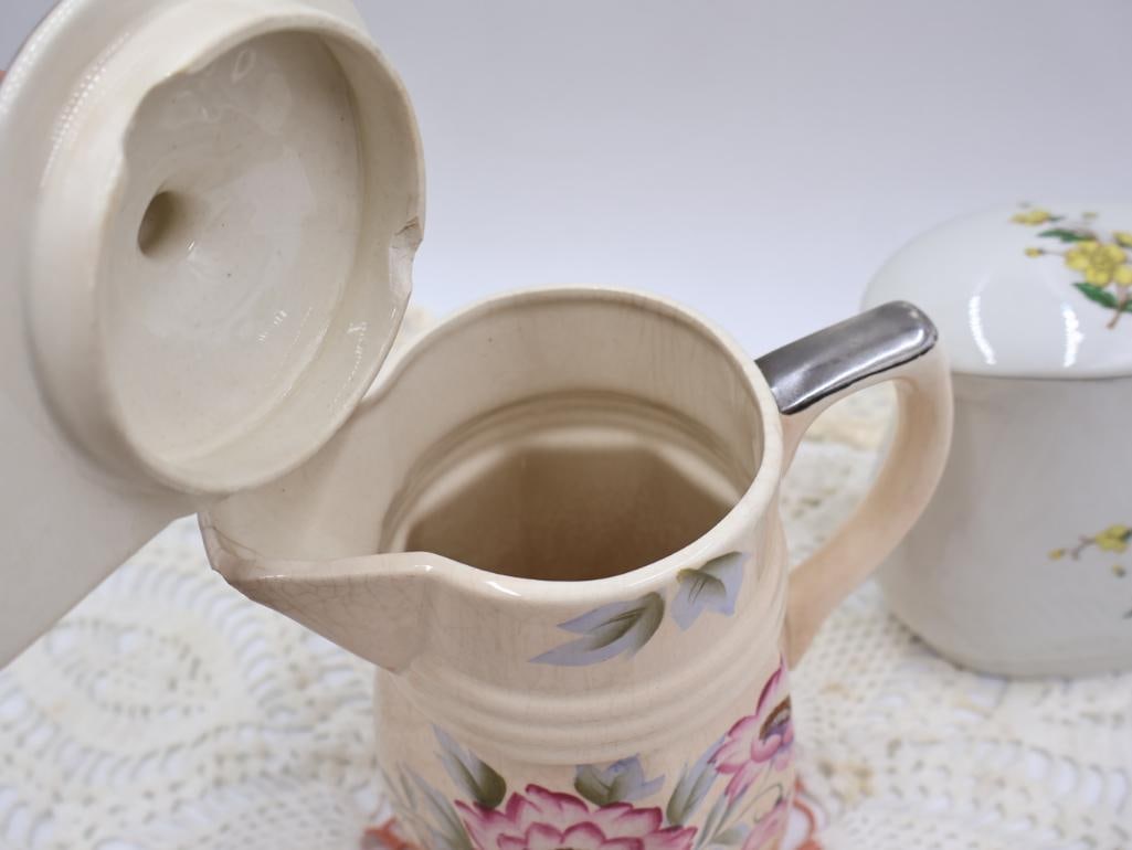 Various Teapots and Linens - 17