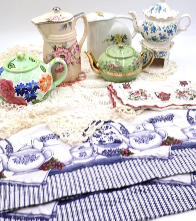 Various Teapots and Linens (1 of 20)