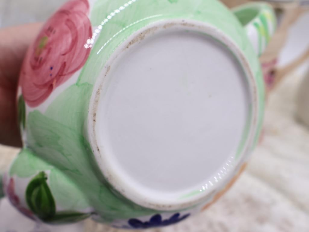 Various Teapots and Linens - 9