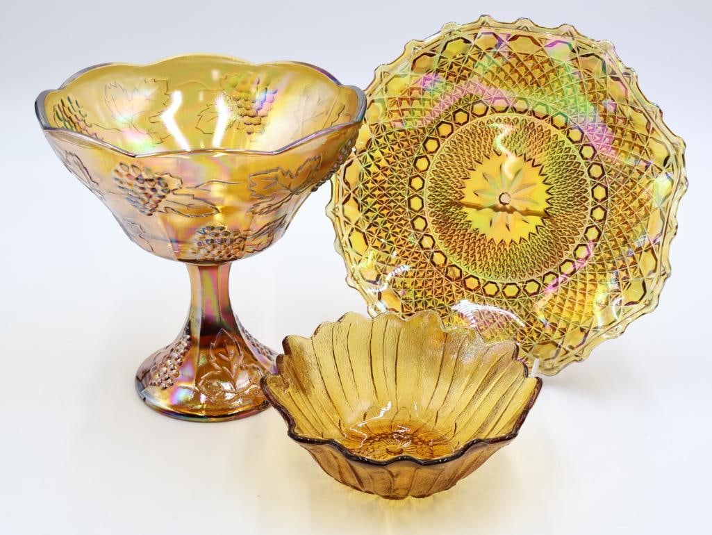 Two Amber Carnival Glass Dishes (1 of 10)