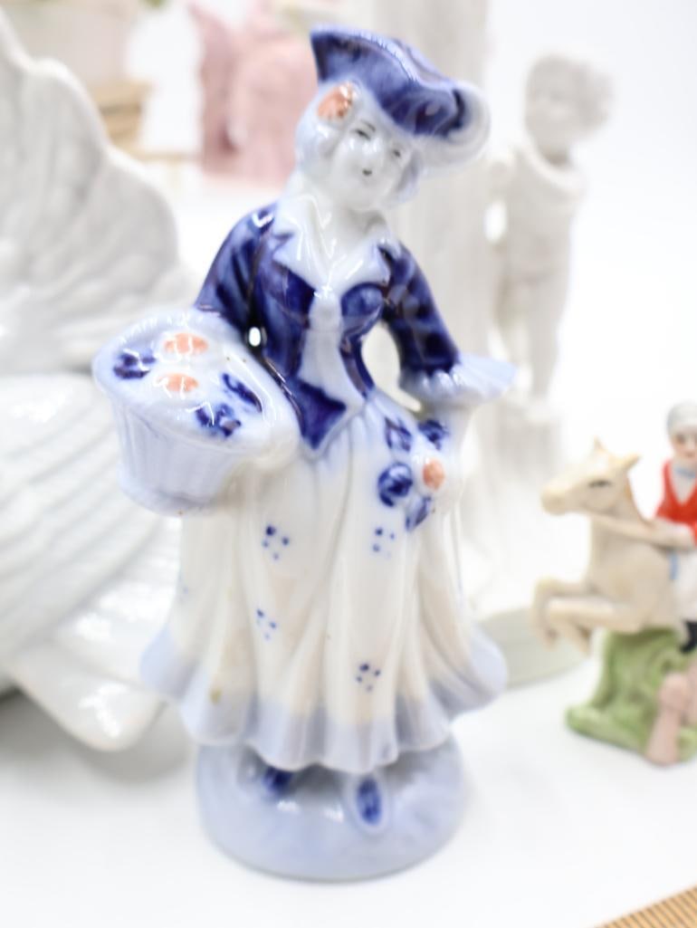 Various Vintage Ceramic Goods - 6