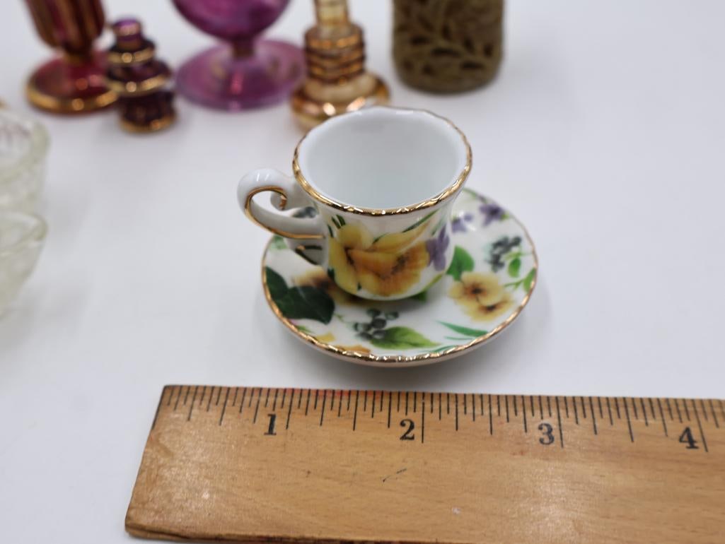 Collection of Small Trinkets and Collectables - 7