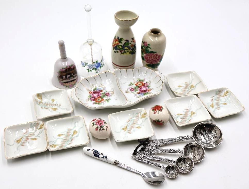 Various Vintage Serving Dishes and More (1 of 15)