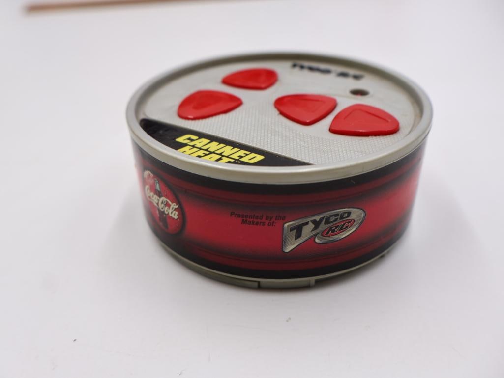 Electronic Coca-Cola Collectables Including Disc Telephone - 8