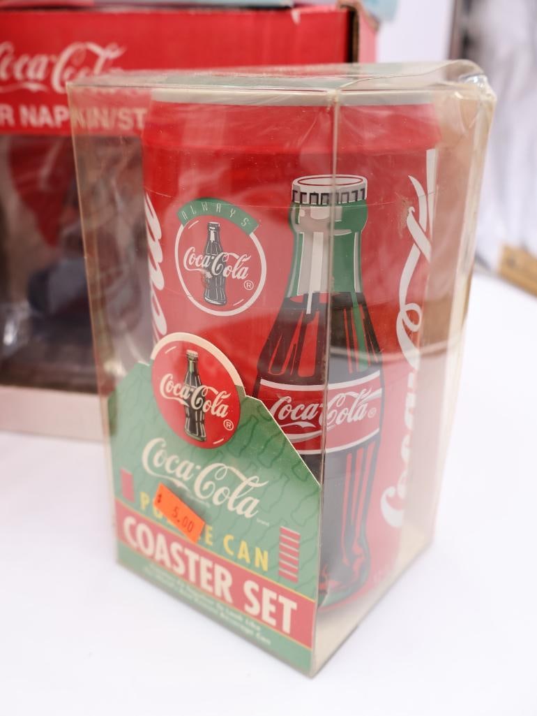 Large Lot of Coca-Cola Themed Drink and Kitchen Wares - 11