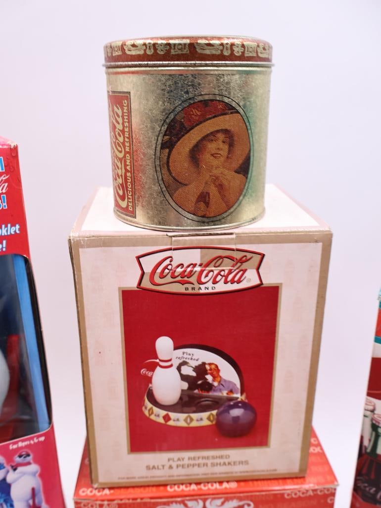 Large Lot of Coca-Cola Themed Drink and Kitchen Wares - 17
