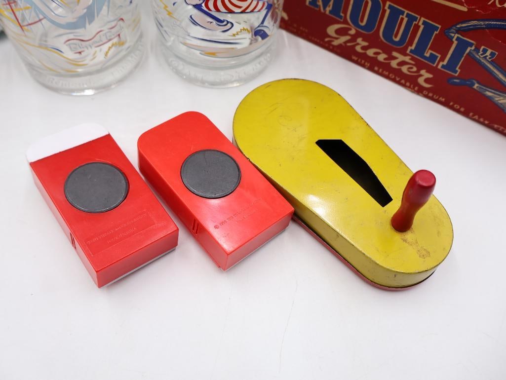 Vintage and Modern Kitchen Decor - 5