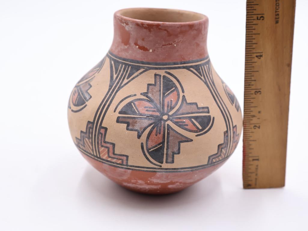 Vintage Bertha Gachupin Jemez Pottery Vase - 2