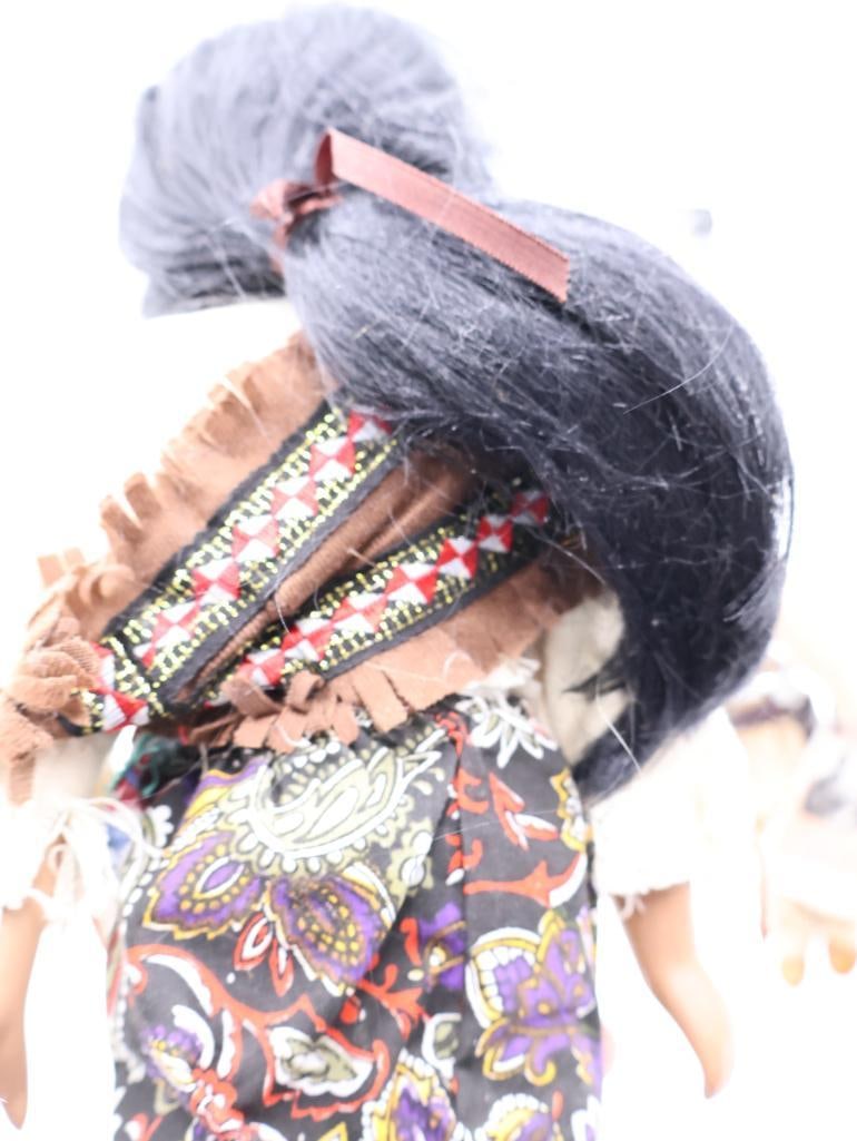Vintage Tonto Doll and Native American Girl - 5