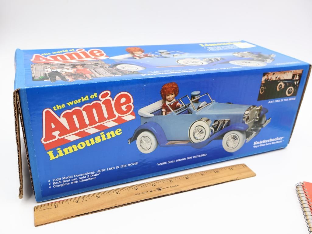 Collection of Vintage Annie Toys - 8