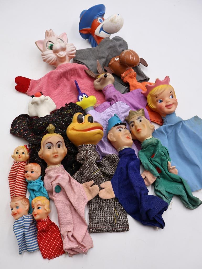 Large Lot of Vintage Hand Puppets and Iconic Characters: Includes Looney Toons Sylvester cat, Wile E Coyote and Road Runner, Bullwinkle, Quick-Draw McGraw and more