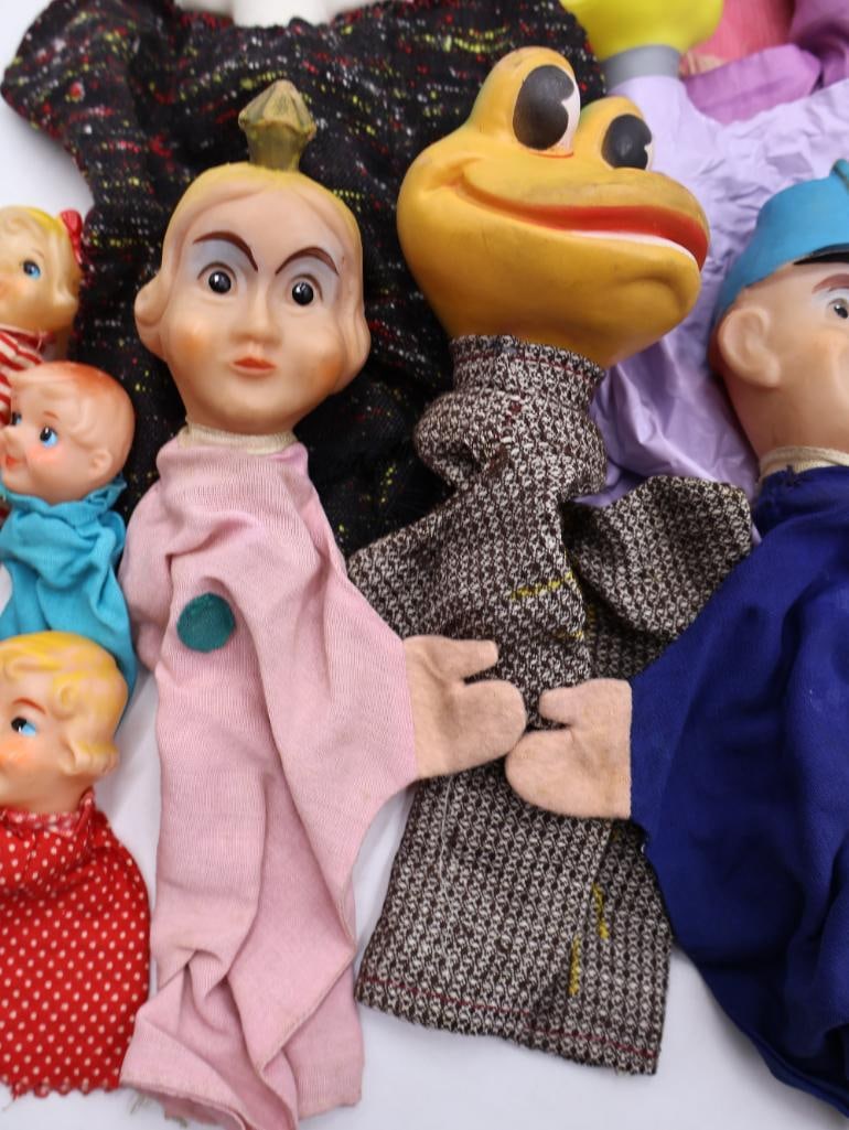 Large Lot of Vintage Hand Puppets and Iconic Characters - 4