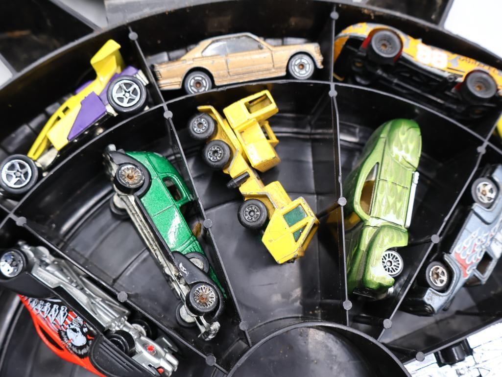 Two Vintage Hot Wheels Super Rally Cases - 13