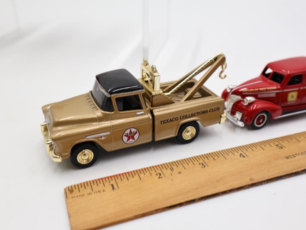 Eleven Various Diecast Collectable Trucks - 17
