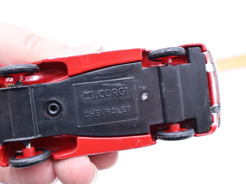 Eleven Various Diecast Collectable Trucks - 20