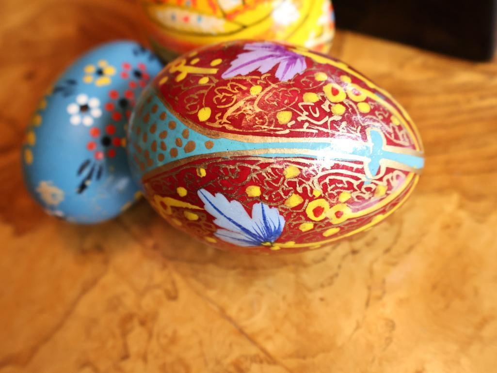 Russian Folk Art Collection Lacquer Box, Hand-Painted Eggs and Enameled Cup - 8