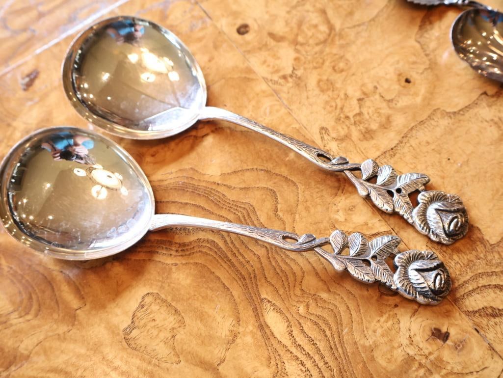 Vintage Silverplate Floral & Rose Flatware and Serving Utensil Collection - 11