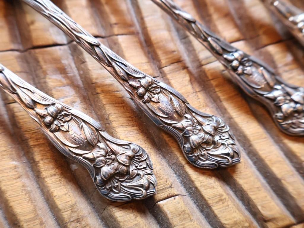 Set of 5 Sterling Silver Art Nouveau Floral Spoons 131g - 2