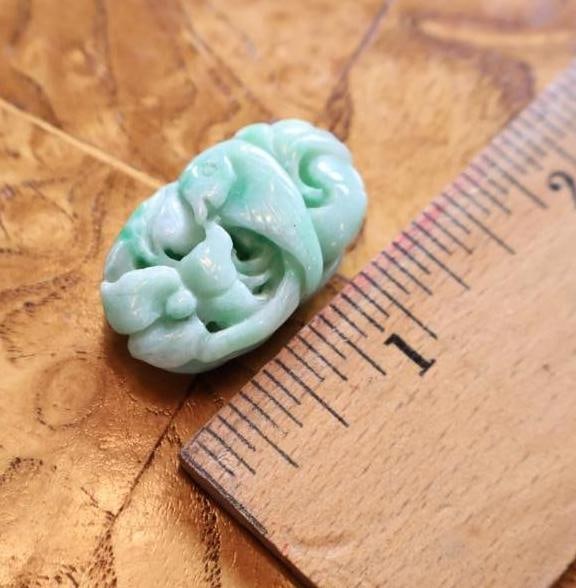 Jade Bead Jewelry Lot with 14K Gold Clasp and Carved Jade - 10
