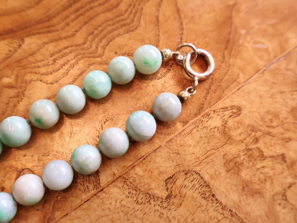 Jade Bead Jewelry Lot with 14K Gold Clasp and Carved Jade - 6