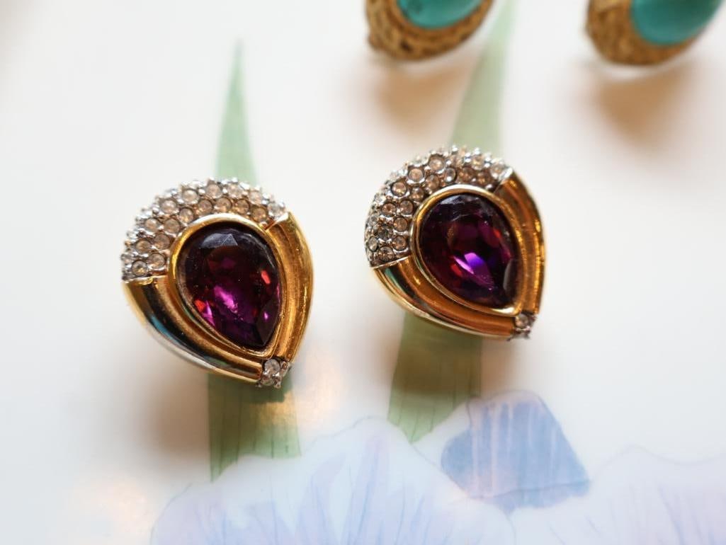 Vintage Costume Jewelry Lot incl. Christian Dior, Rhinestone and Cabochon Pieces - 11