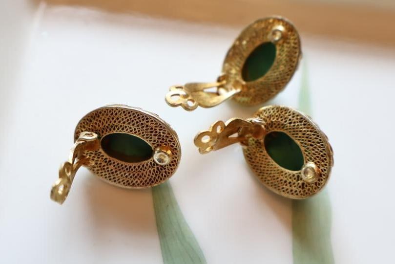 Vintage Costume Jewelry Lot incl. Christian Dior, Rhinestone and Cabochon Pieces - 14