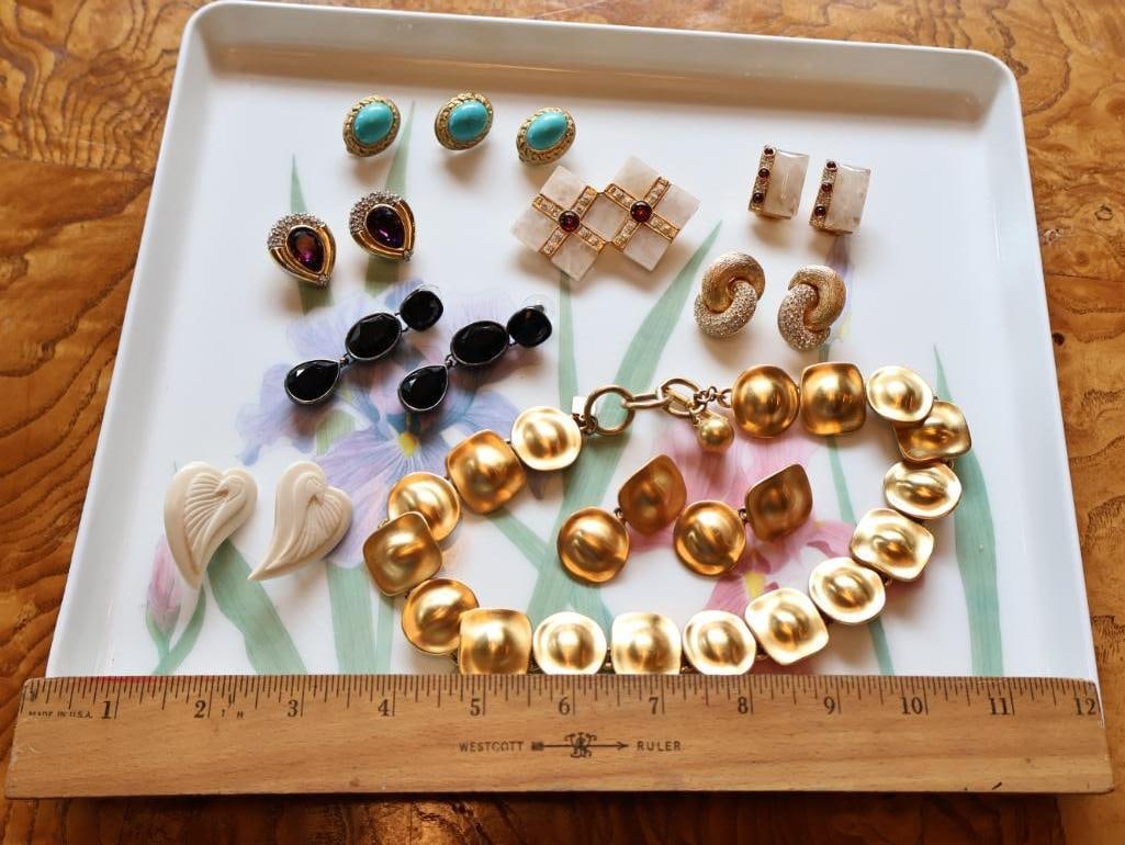 Vintage Costume Jewelry Lot incl. Christian Dior, Rhinestone and Cabochon Pieces - 2