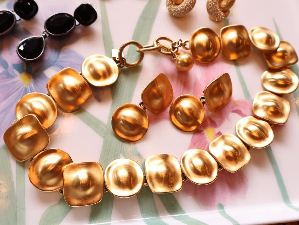 Vintage Costume Jewelry Lot incl. Christian Dior, Rhinestone and Cabochon Pieces - 5
