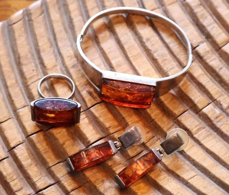 Sterling Silver & Amber Jewelry Suite Bracelet, Ring & Earrings - 2