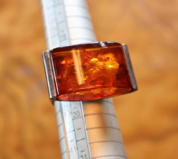 Sterling Silver & Amber Jewelry Suite Bracelet, Ring & Earrings - 7