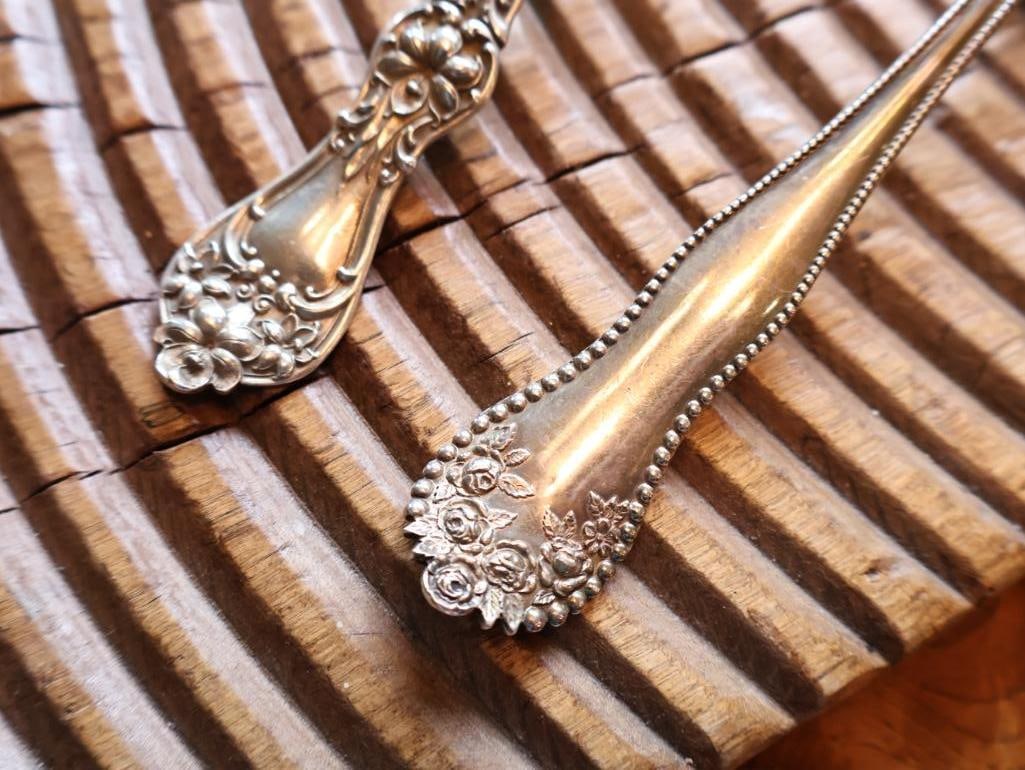 2 Antique Sterling Silver Ornate Serving Spoons Floral & Shell Patterns - 3