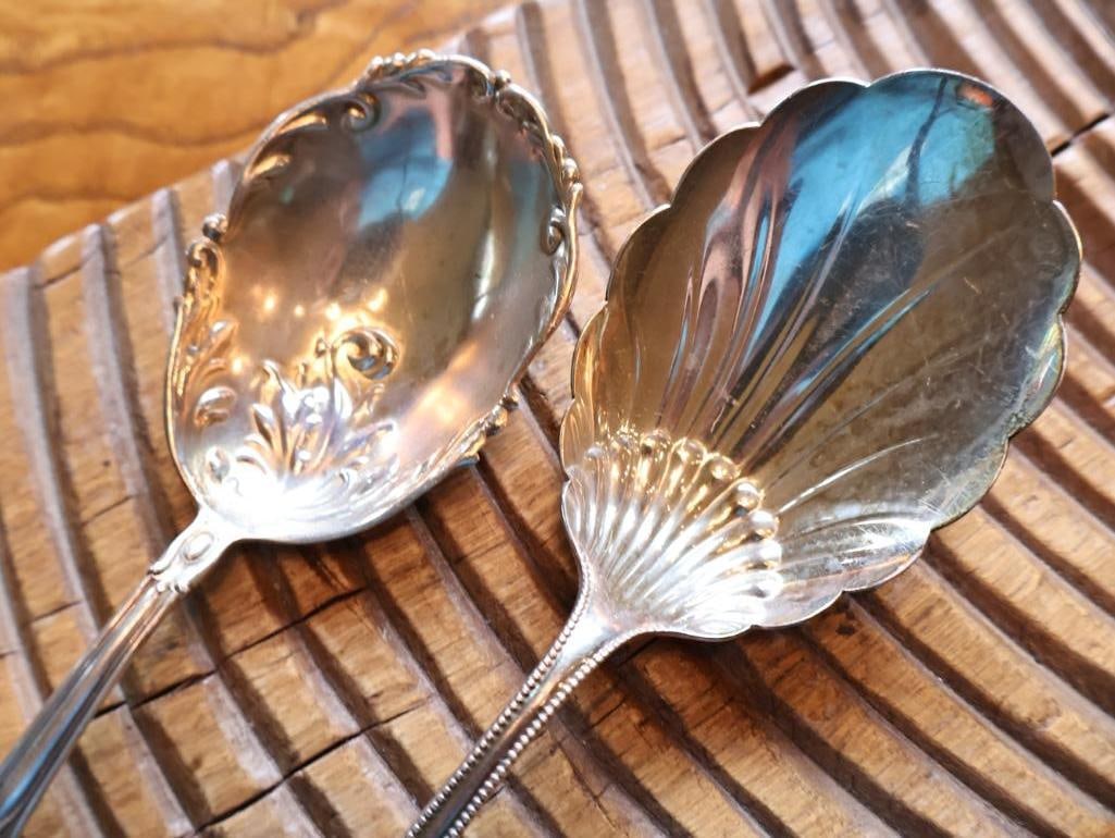 2 Antique Sterling Silver Ornate Serving Spoons Floral & Shell Patterns - 4