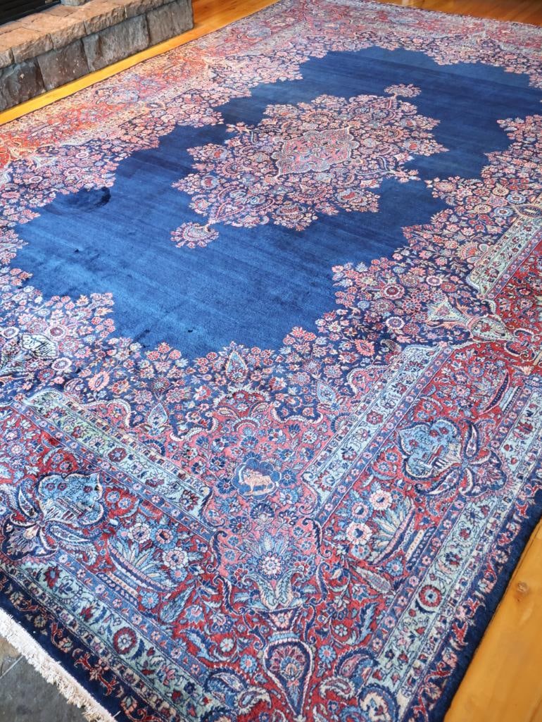 Large Persian-Style Floral Medallion Rug with Woven Inscription - 10