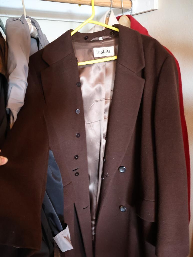 Estate Lot of Women's Winter Coats and Outerwear - 2