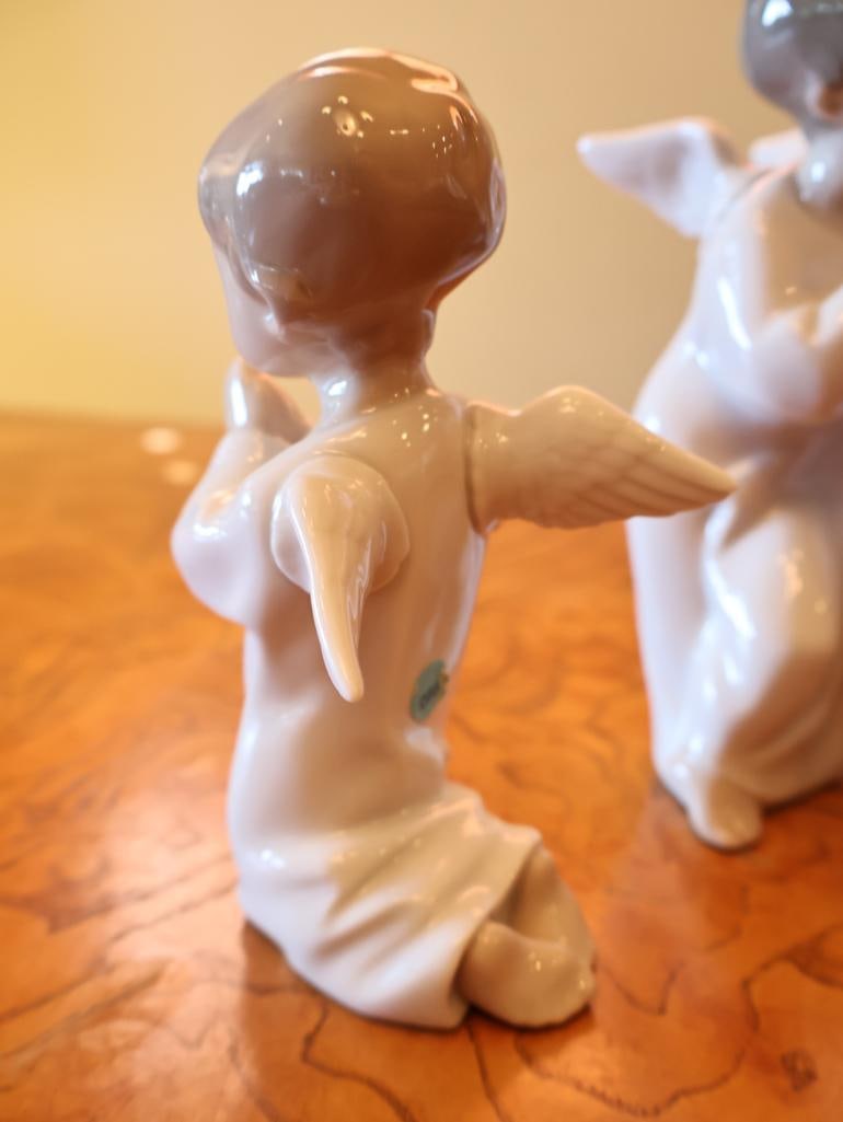 Pair of Lladro Porcelain Angel Figurines Choir & Praying Angel - 4