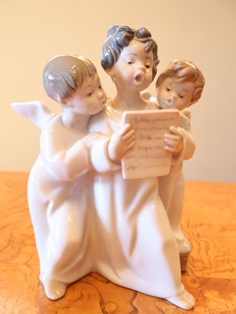 Pair of Lladro Porcelain Angel Figurines Choir & Praying Angel - 6