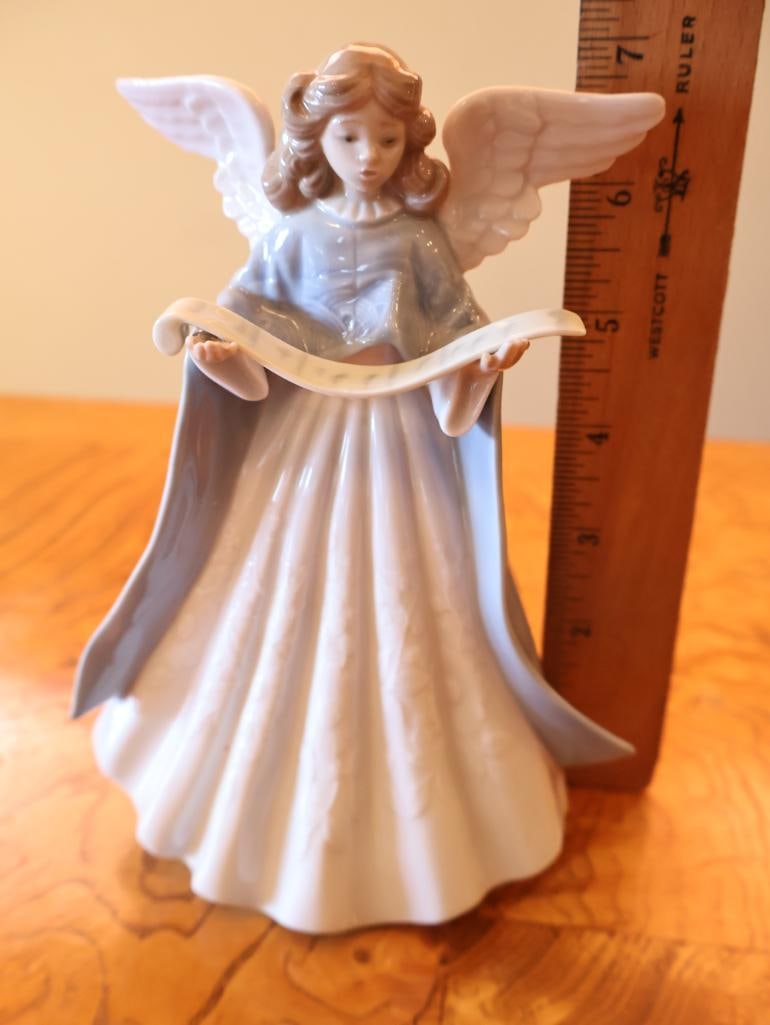 Lladro Porcelain Angel with Scroll Figurine Handmade in Spain - 2