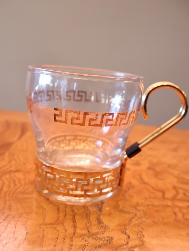 Vintage Hollywood Regency Greek Key Glass Cups and Florentine Gilt Serving Trays - 3