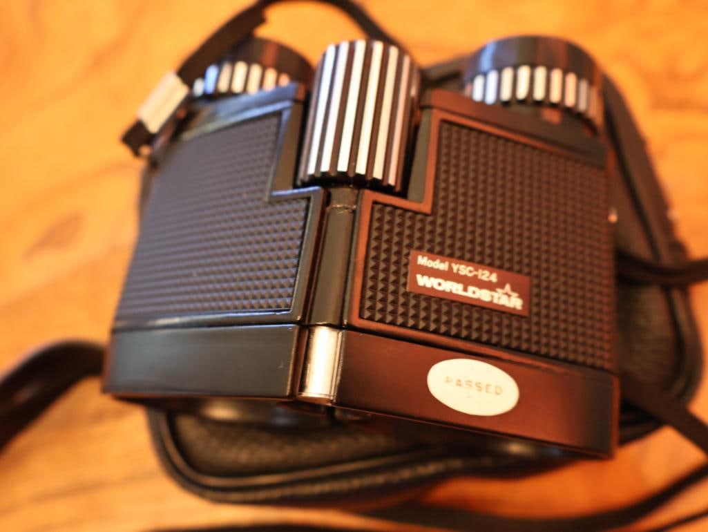 Vintage Minolta Camera and Binoculars with Cases - 9