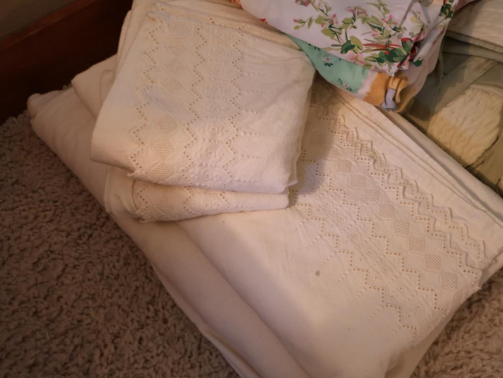 Lovely Knit Throw Blanket and Collection of Sheets - 3