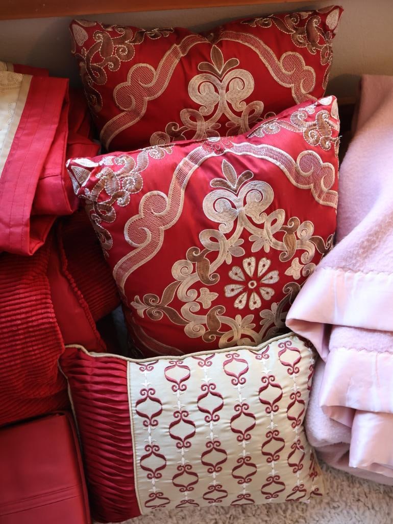 Collection of Red Bedding and Pillows - 6
