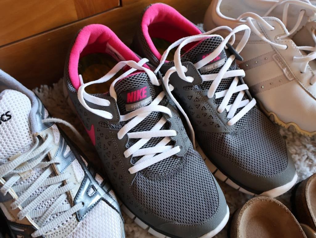 Large Lot of Ladies Tennis Shoes and Sandals - 14