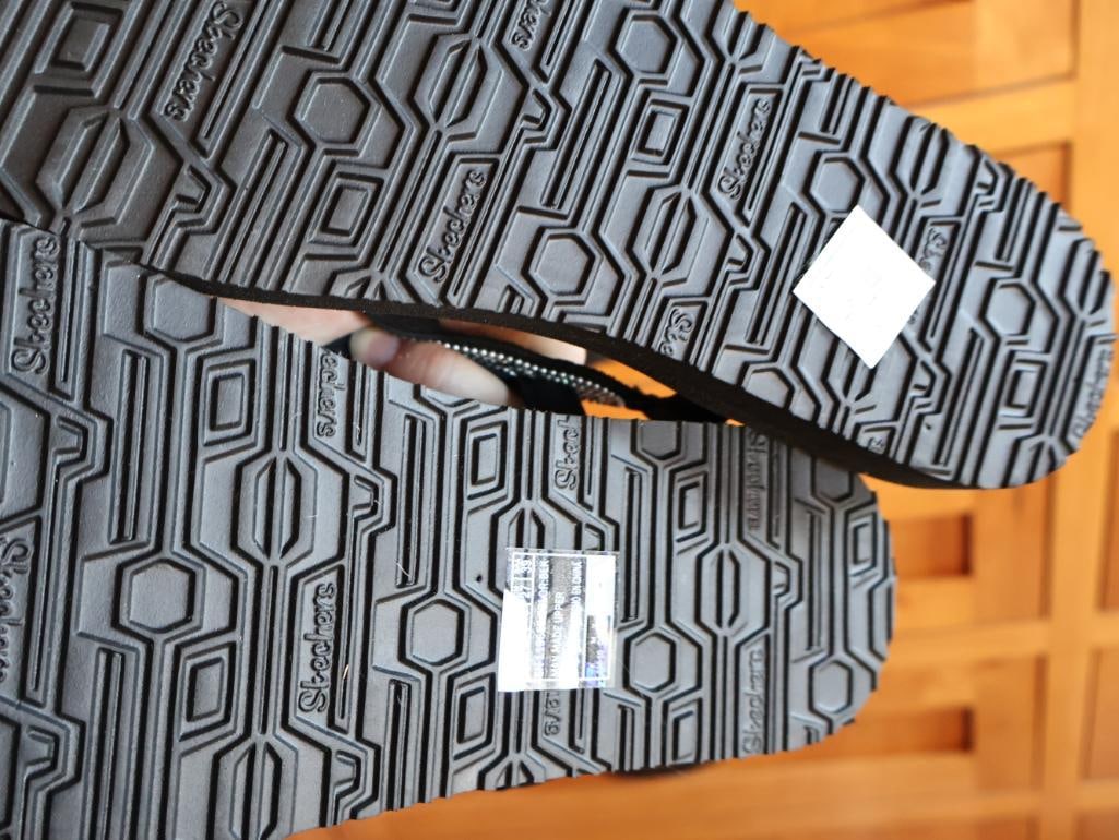 Large Lot of Ladies Tennis Shoes and Sandals - 4