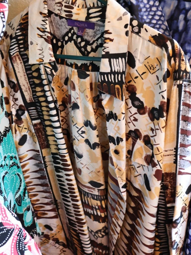 Vintage Embroidered Ladies Suit Jacket and More - 15