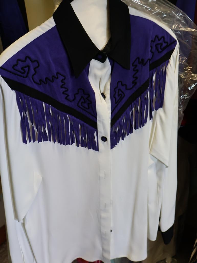 Large Collection of Ladies Tops, Blouses, and Shirts - 18