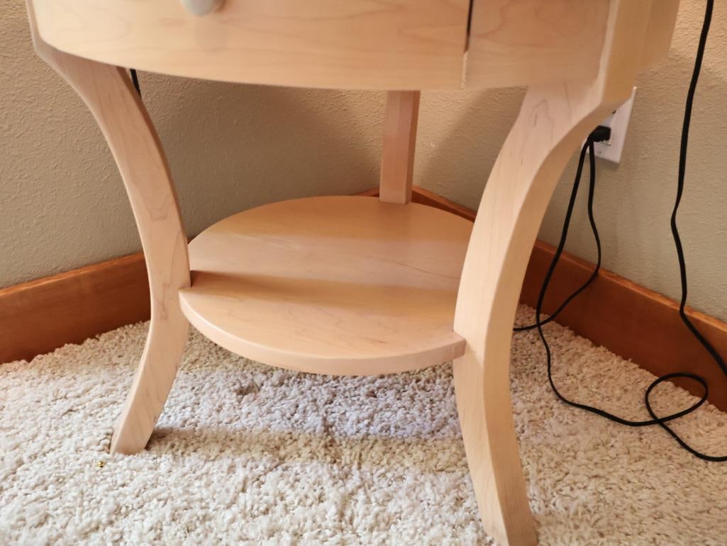 Handmade Wadenstierna Side Table and Pair of Lamps - 4