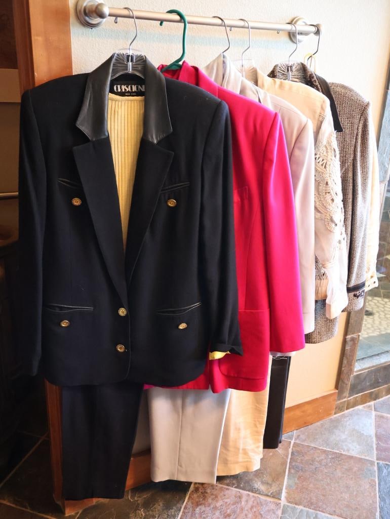 Vintage Ladies Jackets and Outfits (1 of 16)