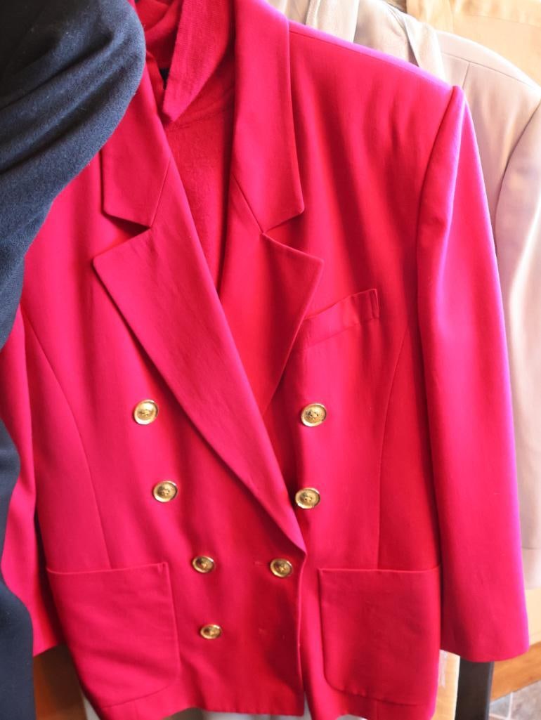 Vintage Ladies Jackets and Outfits - 6